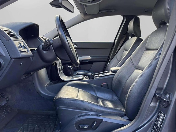 Volvo V50 8 of 20