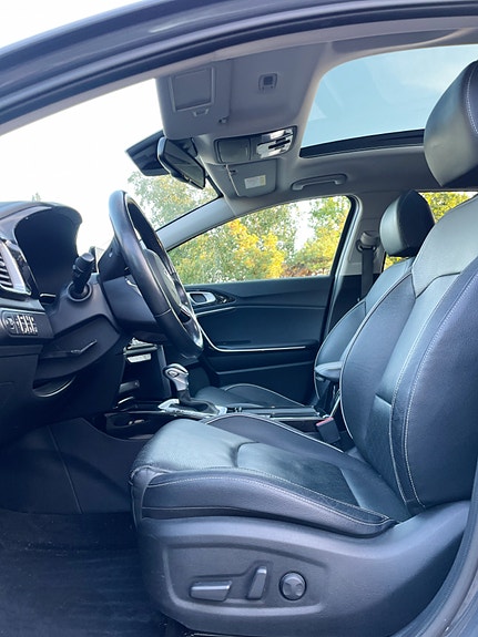 Kia Ceed 5 of 11