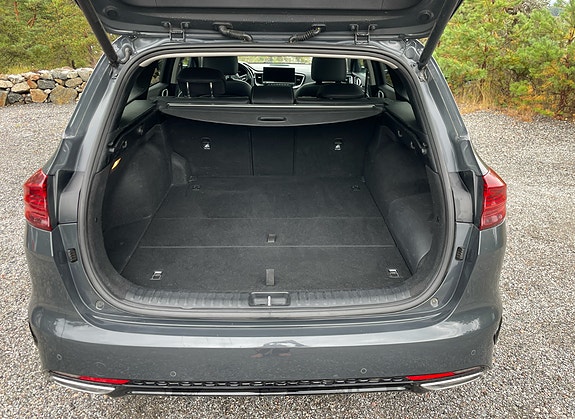 Kia Ceed 8 of 11