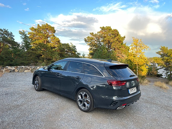 Kia Ceed 3 of 11