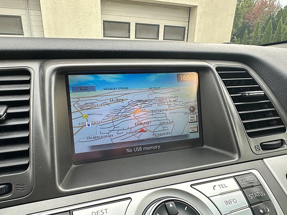 Nissan Murano 11 of 16