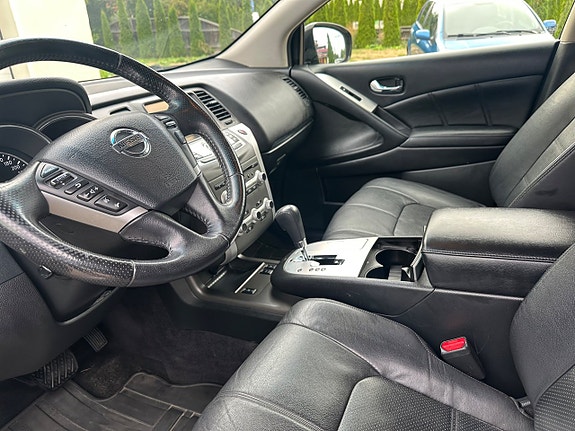 Nissan Murano 7 of 16