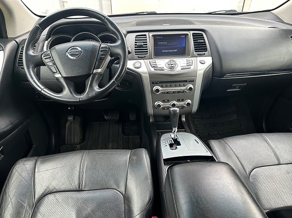 Nissan Murano 9 of 16