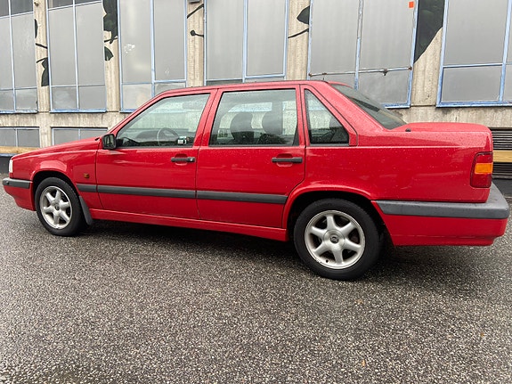 Volvo 850 2 of 10