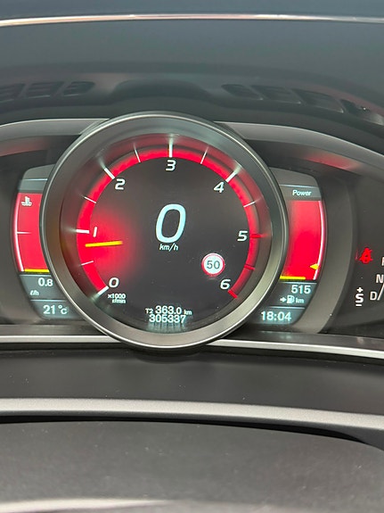 Volvo V40 5 of 6