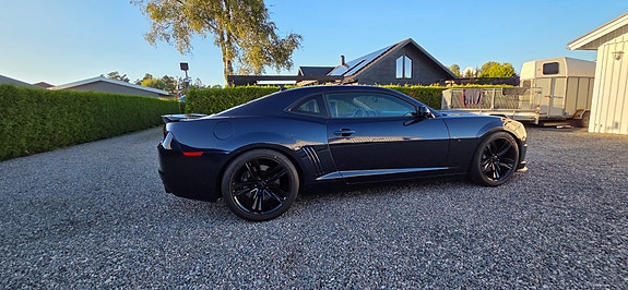 Chevrolet Camaro 5 of 12