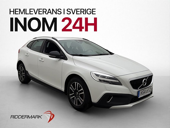 Volvo V40 Cross Country 3 of 30