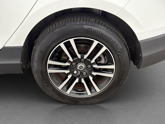 Volvo V40 Cross Country 28 of 30