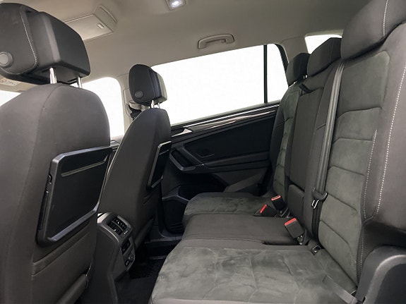 Volkswagen Tiguan Allspace 17 of 30