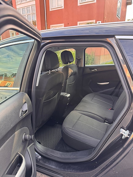 Opel Astra 6 of 14