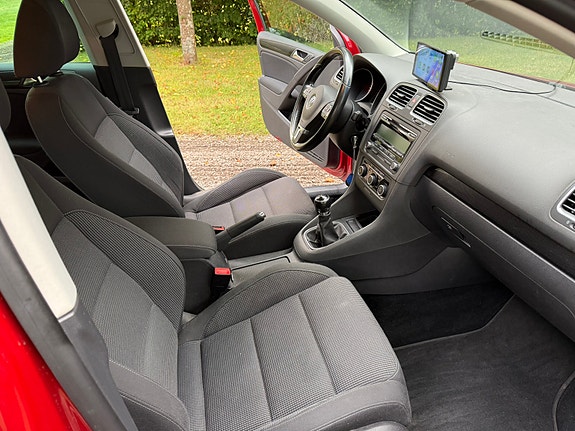 Volkswagen Golf VI 9 of 11