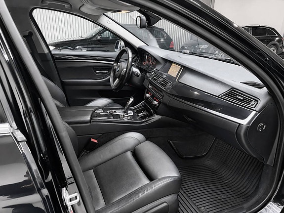 BMW 520d 11 of 12
