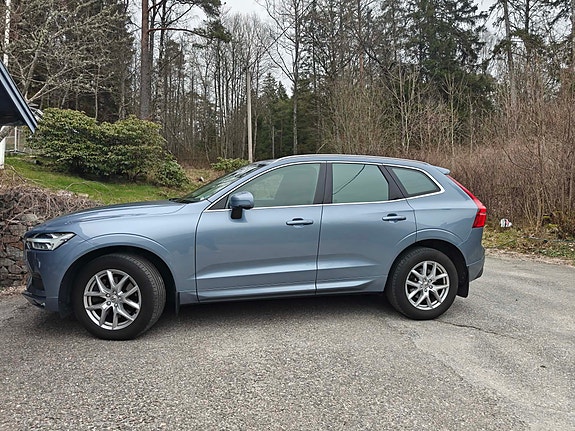 Volvo XC60 3 of 23