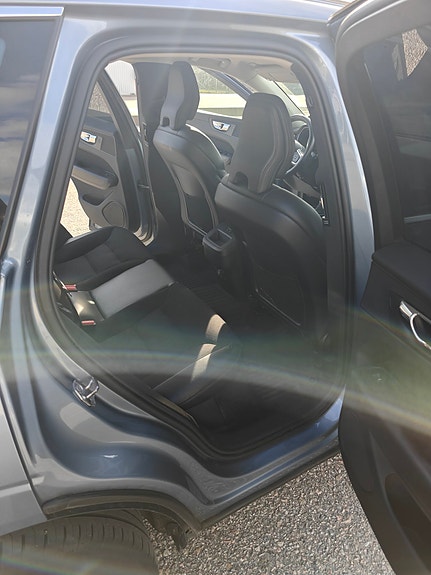 Volvo XC60 23 of 23