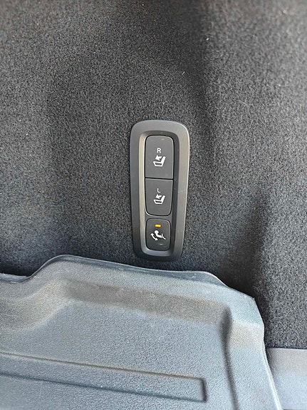 Volvo XC60 21 of 23