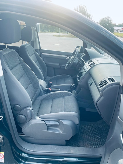 Volkswagen Touran 13 of 18
