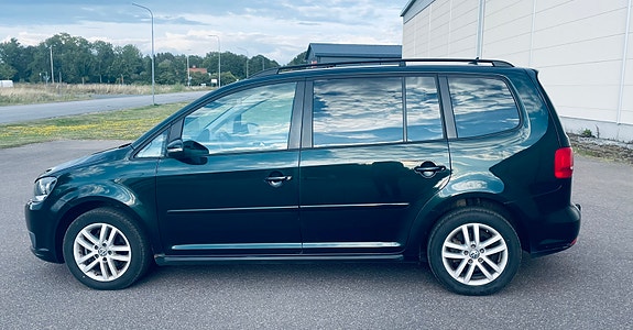 Volkswagen Touran 7 of 18