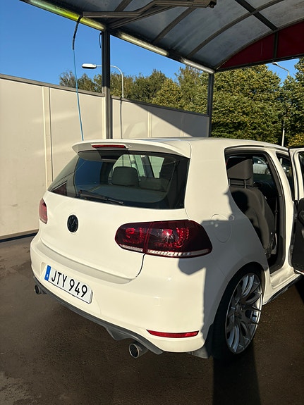 Volkswagen Golf VI 5 of 7