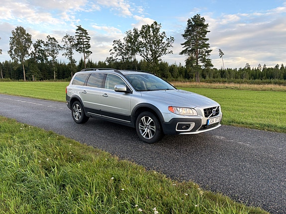Volvo XC70 4 of 12