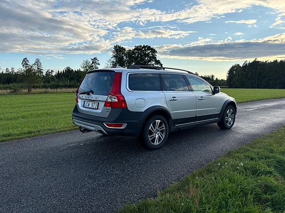 Volvo XC70 6 of 12