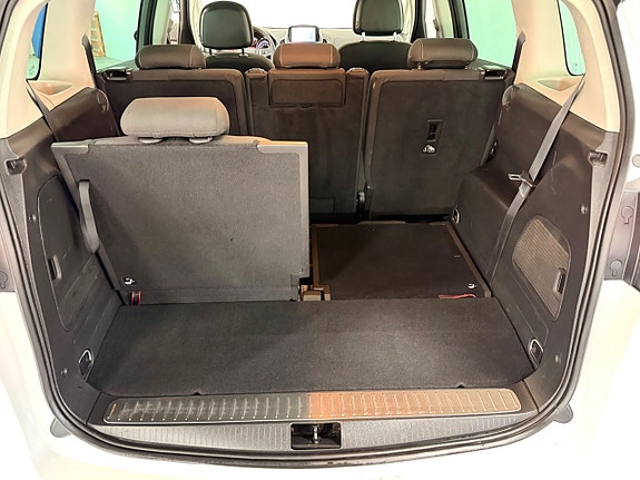 Opel Zafira Tourer 14 of 26