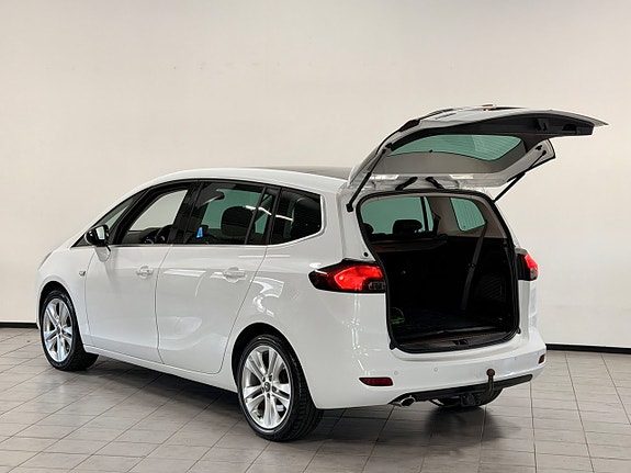 Opel Zafira Tourer 6 of 26