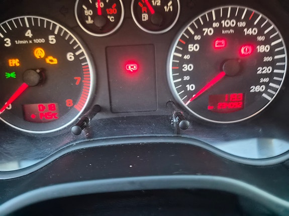 Audi A3 8 of 11
