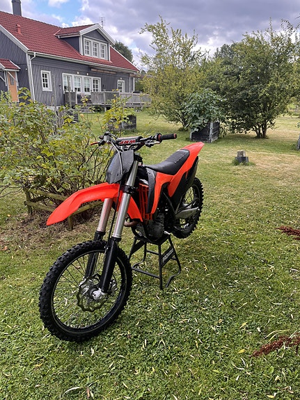 KTM SX-F 350cc 2 of 9
