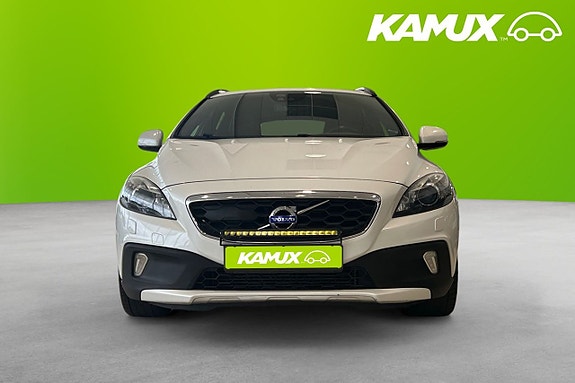 Volvo V40 Cross Country 6 of 26
