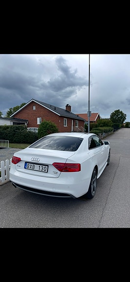 Audi A5 2 of 14