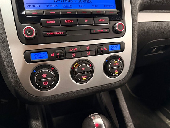 Volkswagen Scirocco 17 of 24
