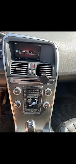 Volvo XC60 3 of 5