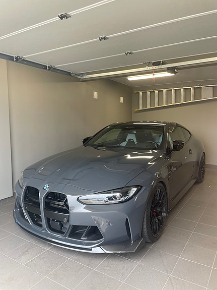 BMW M4 5 of 6