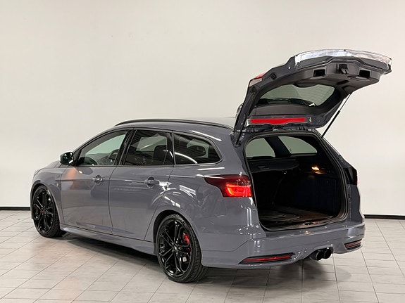 Ford Focus 7 of 29