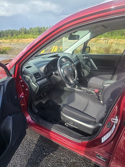 Subaru Forester 9 of 16
