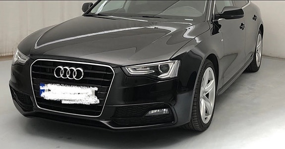 Audi A5 4 of 6