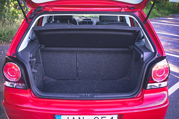 Volkswagen Polo 25 of 25