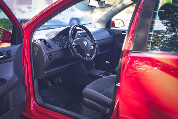 Volkswagen Polo 12 of 25