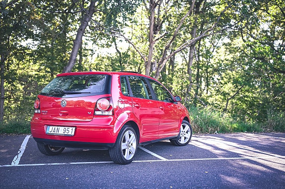 Volkswagen Polo 5 of 25