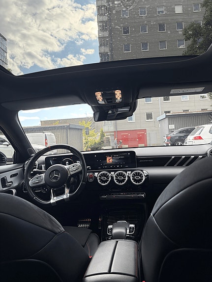 Mercedes-Benz A35 4 of 4