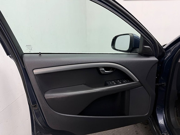 Volvo V70 13 of 25