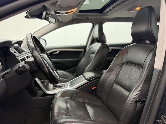 Volvo V70 17 of 25
