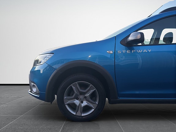 Dacia Logan 4 of 21