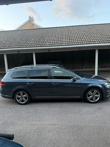 Volkswagen Passat 4 of 7