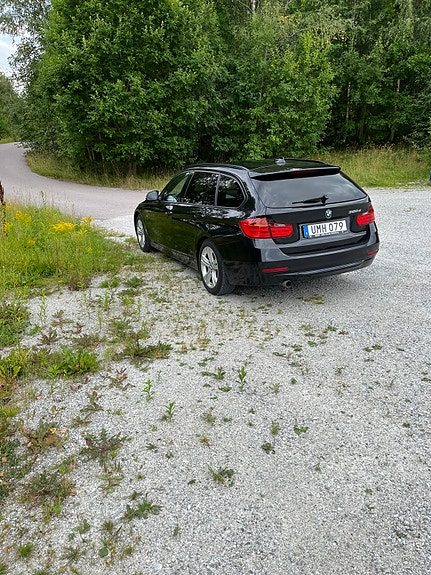 BMW 320d 5 of 8
