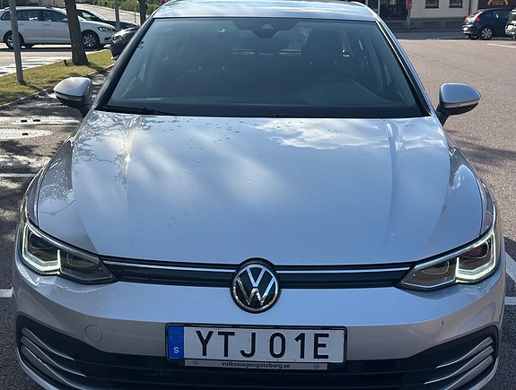 Volkswagen Golf VIII 6 of 7