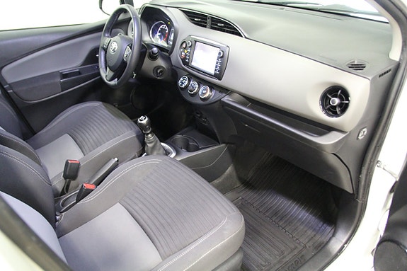 Toyota Yaris 16 of 20
