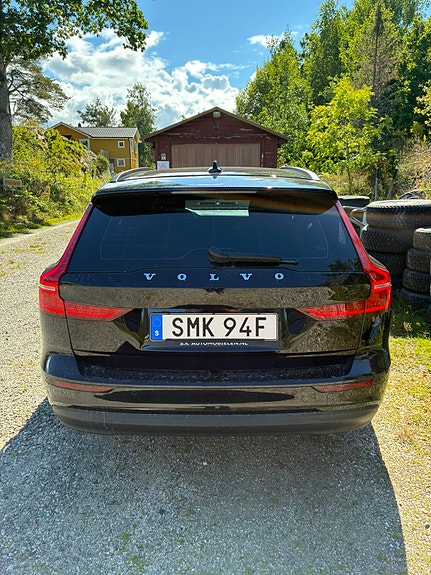 Volvo V60 3 of 5