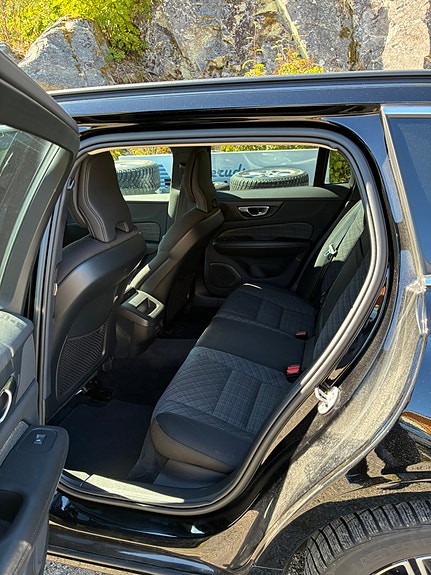 Volvo V60 5 of 5