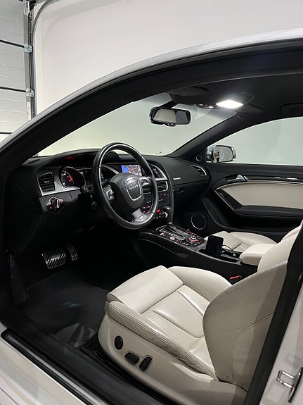 Audi S5 10 of 23